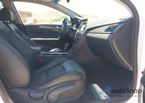 2017 Hyundai Sonata Sport z USA, uszkodzony, nr VIN 5NPE34AF3HH511868